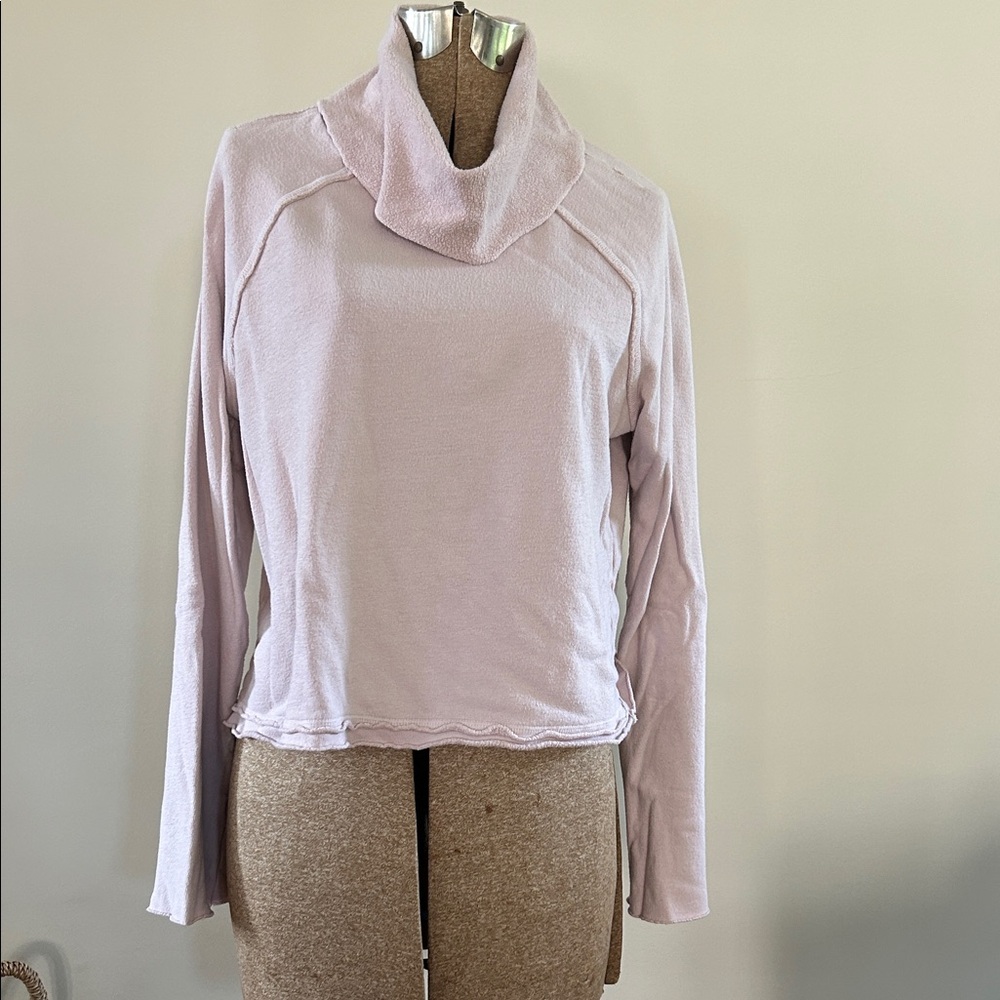 Women's Light Pink Funnel neck unstructured sweatshirt size small